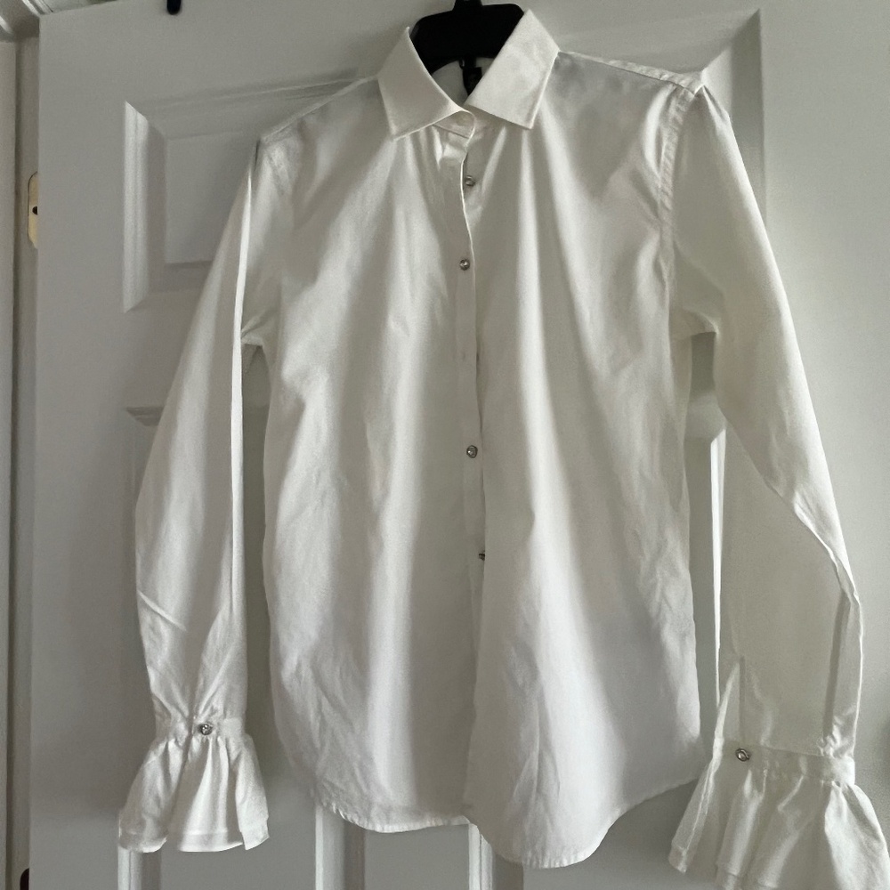 RALPH LAUREN WHITE BUTTON DOWN WITH FABULOUS CUFFS SIZE S/P LIKE NEW